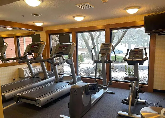 Howard Johnson By Wyndham Merrillville