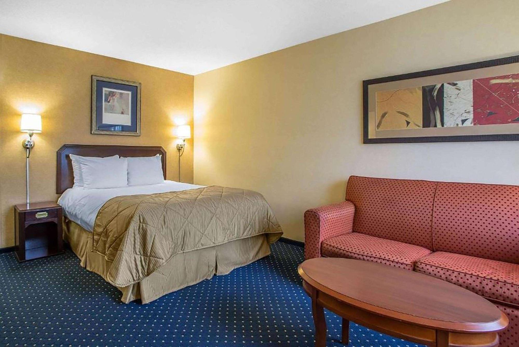 Inn Howard Johnson By Wyndham 3*
